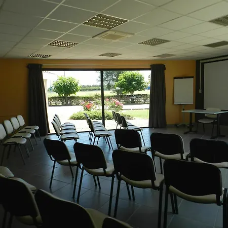 Kyriad Отель 3*