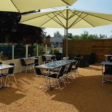 Kyriad Отель 3*