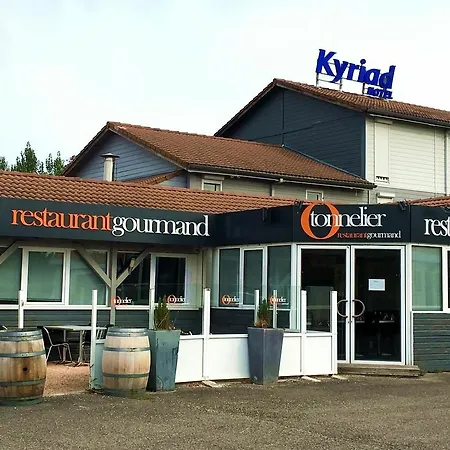 Отель Kyriad Монтобан